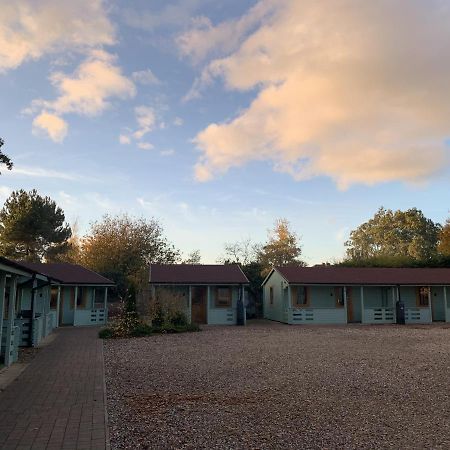 Southernwood - Garden Lodge 14 Дидкот Экстерьер фото